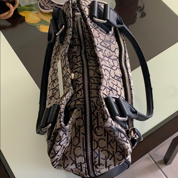 Hand bag - Picture 3 of 6